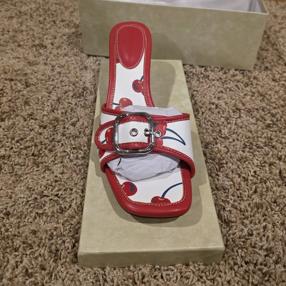 NWT Cherry Kitten Heel Sandals. Womens Size 8. Heel height is 2.3 inches. - Picture 15 of 16
